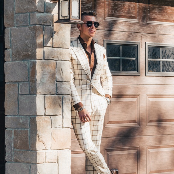 Meet your Posher, Cedric - Picture 2 of 5